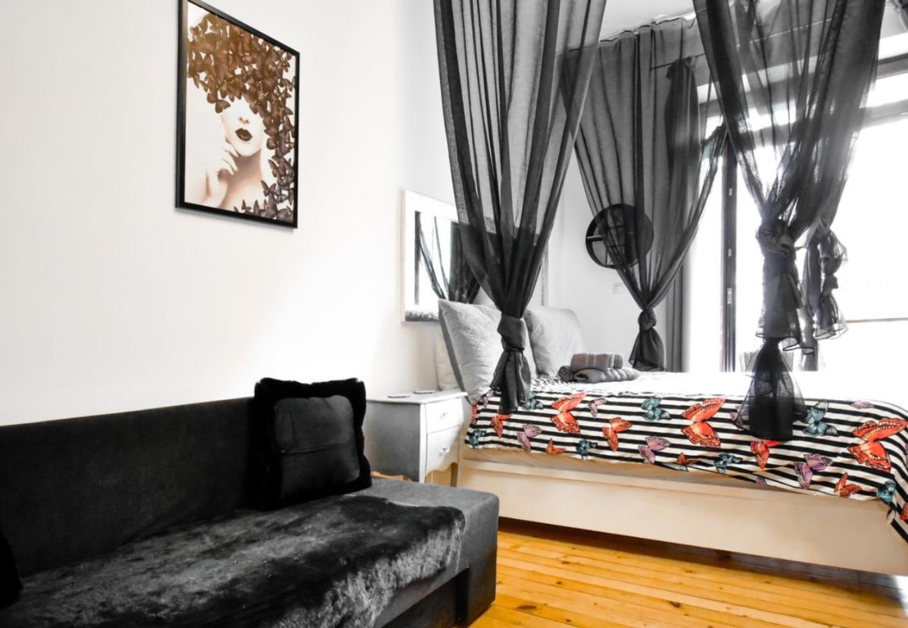 Апартаменты Dietro L Angolo, 2 Bath София Экстерьер фото